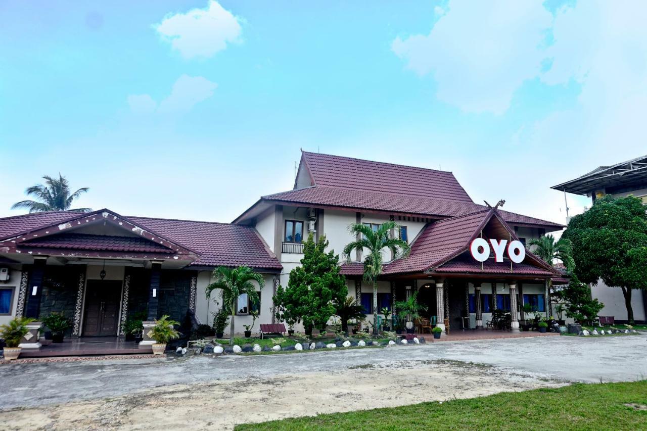 Hotel Oyo 627 Tirta Kencana Syariah Pekanbaru Exteriér fotografie