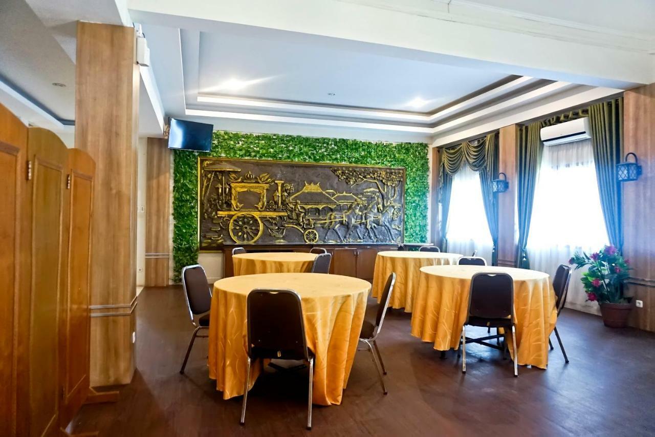 Hotel Oyo 627 Tirta Kencana Syariah Pekanbaru Exteriér fotografie