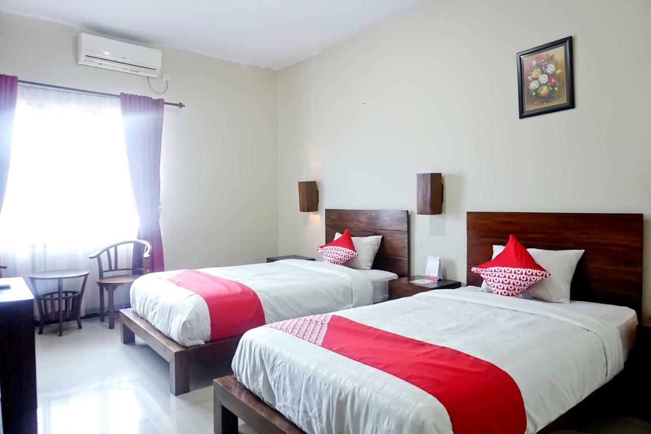 Hotel Oyo 627 Tirta Kencana Syariah Pekanbaru Exteriér fotografie