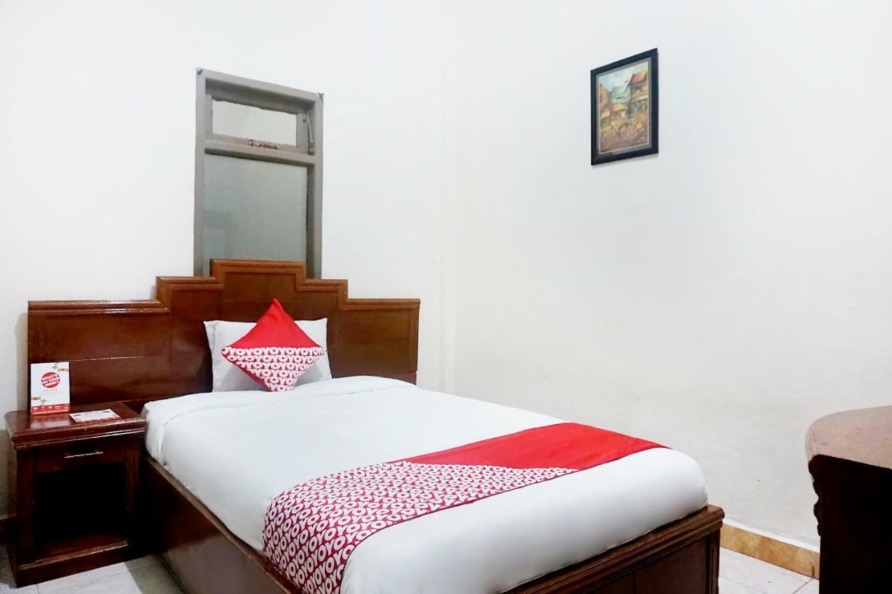 Hotel Oyo 627 Tirta Kencana Syariah Pekanbaru Exteriér fotografie